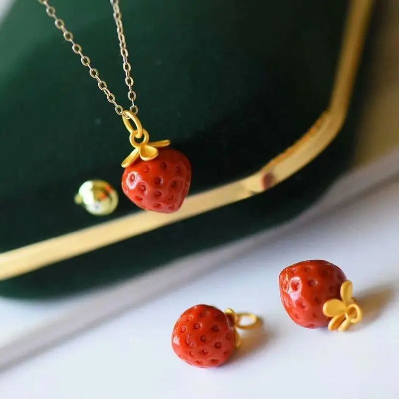 

Natural South Red Necklace Strawberry Pendant Cute Sweet S925 Silver Clavicle Chain Green Leaf Earrings Female Birthday Present