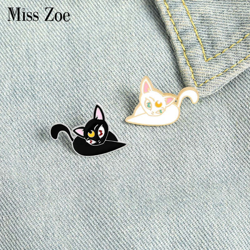 Эмалированная булавка Luna Cat луна девочка котенок мешочек для брошек черный белый