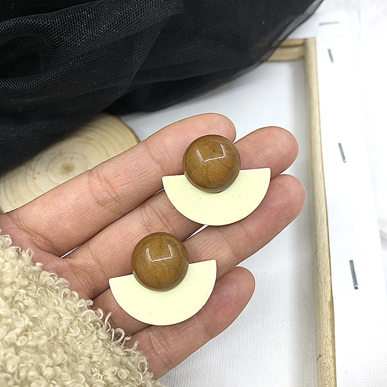 

8Seasons Fashion Acrylic & Wood Ear Post Stud Earrings Yellow/Brown Round Half Round Women Party Club Statement Jewelry,1Pair