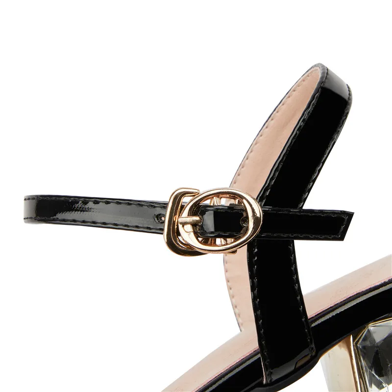 Женские босоножки ASUMER из лакированной кожи с кристаллами на квадратном высоком