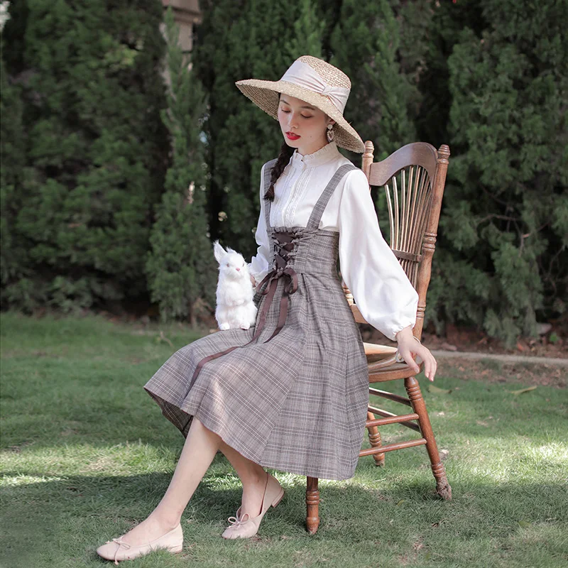 

Женские платья МАЗ