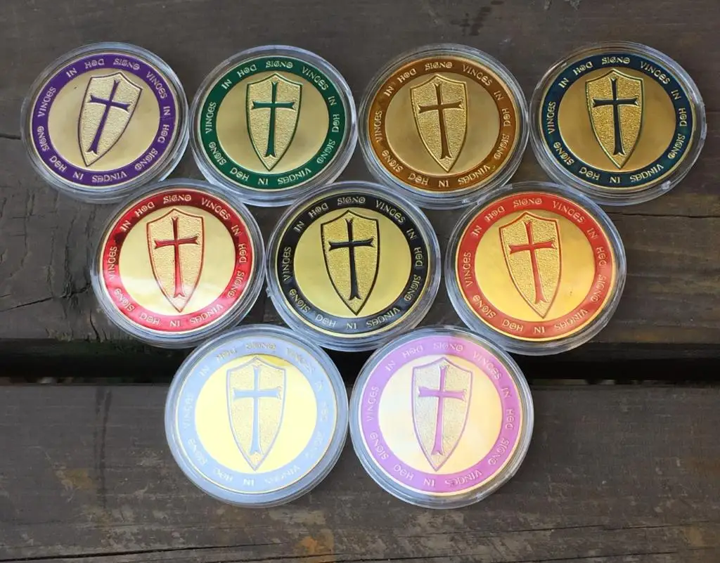 9 шт. полный набор позолоченных мечей в виде лошадей разных памятных монетах