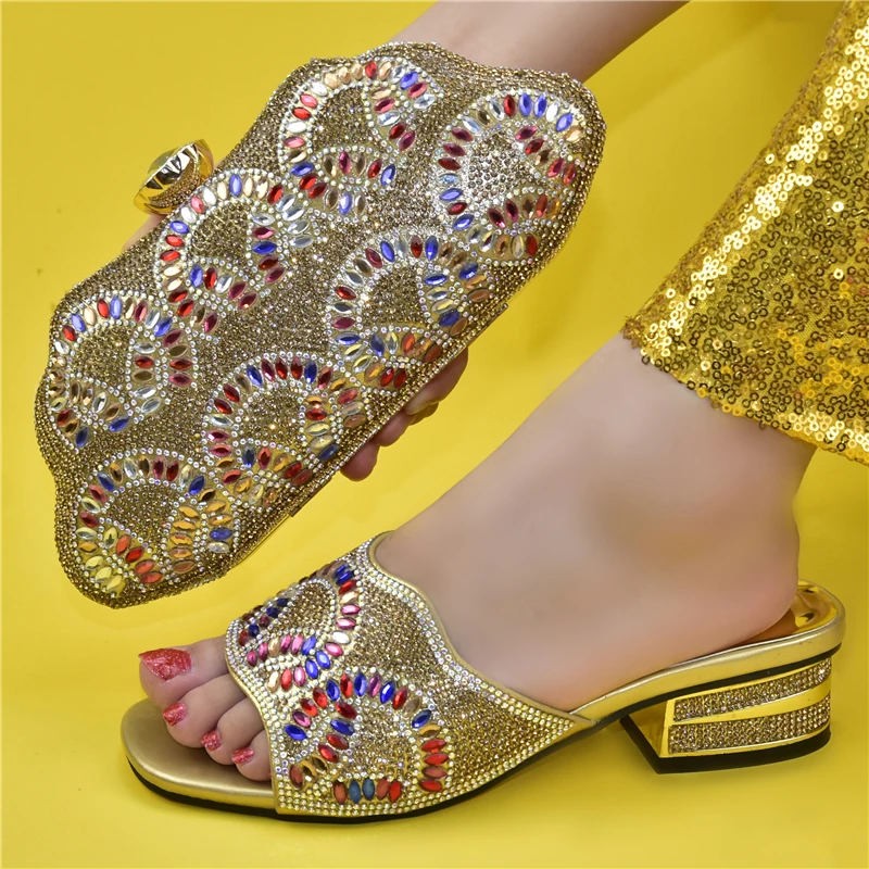 Новое поступление Итальянские летние туфли лодочки 4 5 см вечерние с кошельком