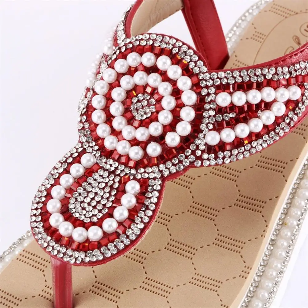 Женские сандалии с перфорацией летние на плоской подошве платформе Нескользящие