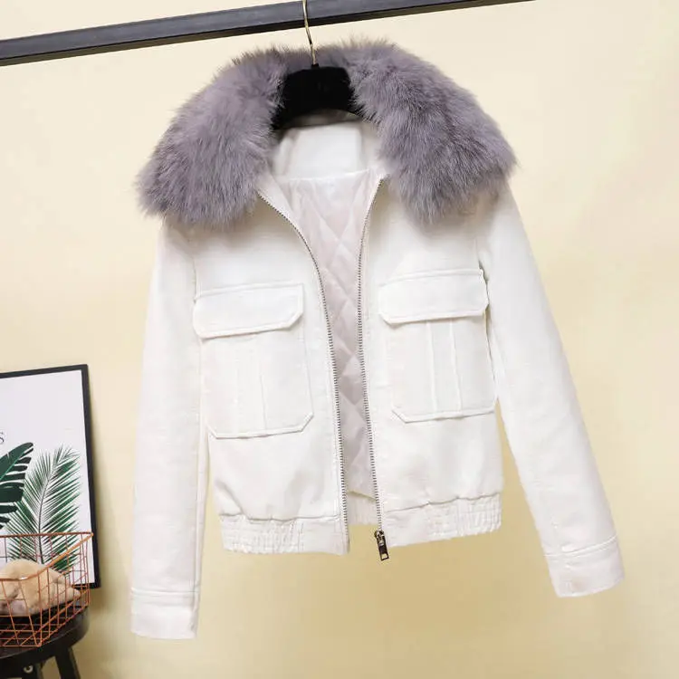 Куртка женская зимняя из искусственной кожи с меховым воротником A80308 | Женская