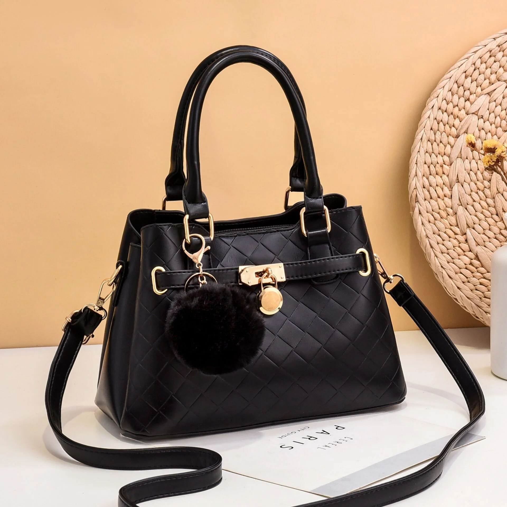 

Новая женская сумка на одно плечо, модная женская сумка, женская сумочка