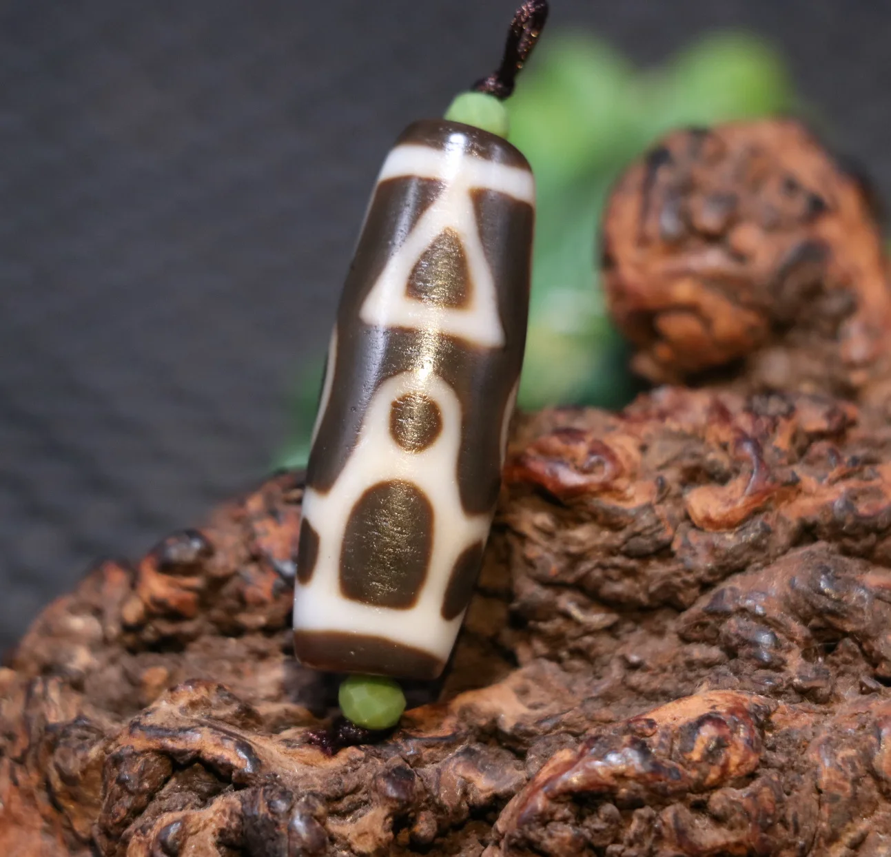 

Уникальный стиль тибетский Старый Агат жирная патина Счастливый Будда бусины дзи подвеска LKbrother соусы высшего качества