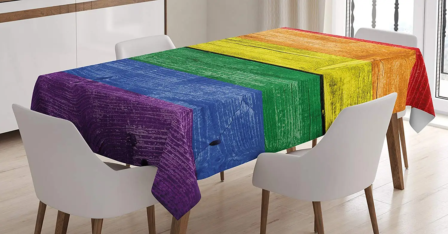 Радужная скатерть деревянные доски в радужных цветах с изображением флага