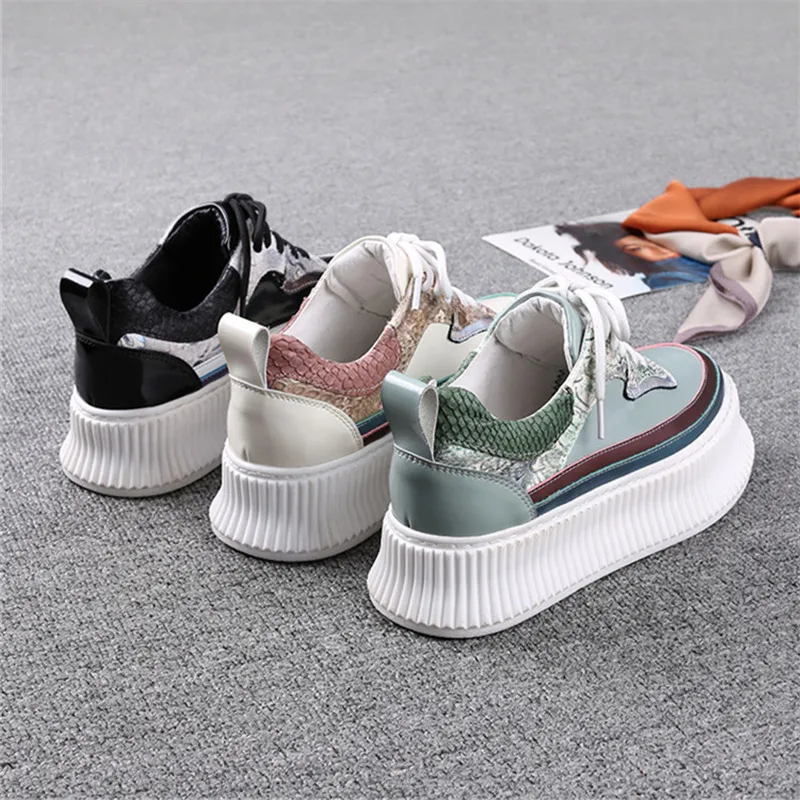 

2020 New Chunky Platform Sneakers Women Sports Thick Bottom Patent Leather Shoes Women Autumn Winter Tenis Feminino Casual Shoes