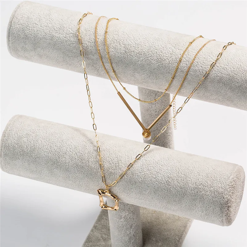 

Trendy Women Alphabet Pendants Alloy Small 26 Letters Necklaces Female Accessories Initial collares grandes de moda 2019