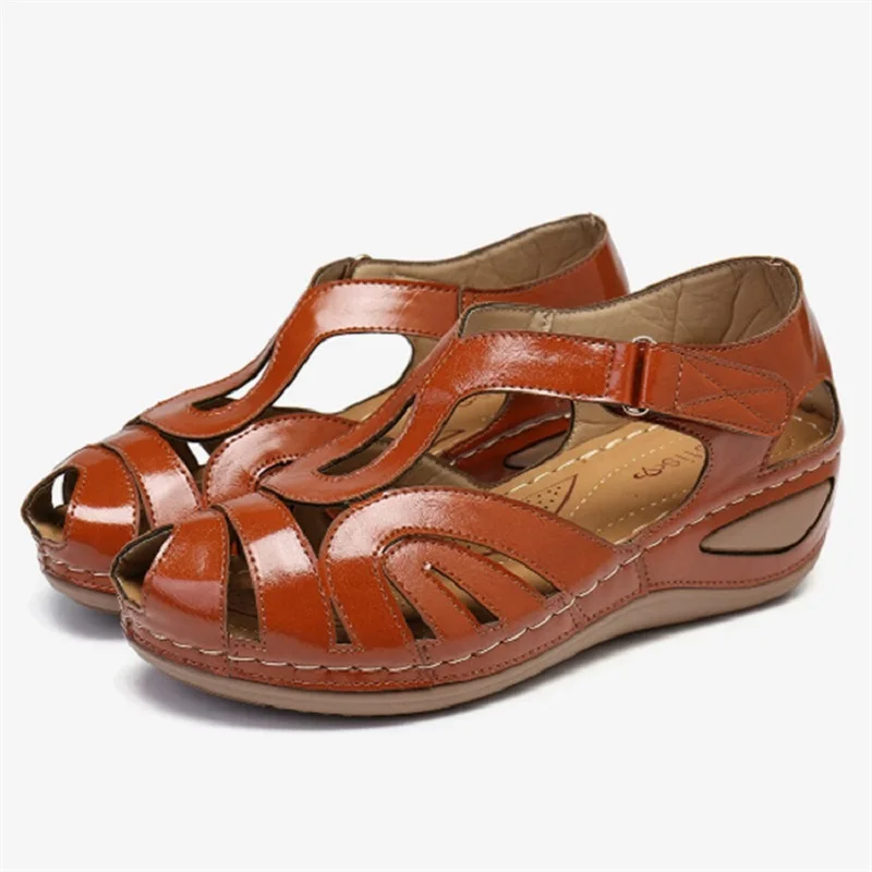 

2021 Fashion Women Hollow Out Sandals Casual Comfortable Vintage Round Cross Buckle Outdoor Sandals Female Shoes 35-43