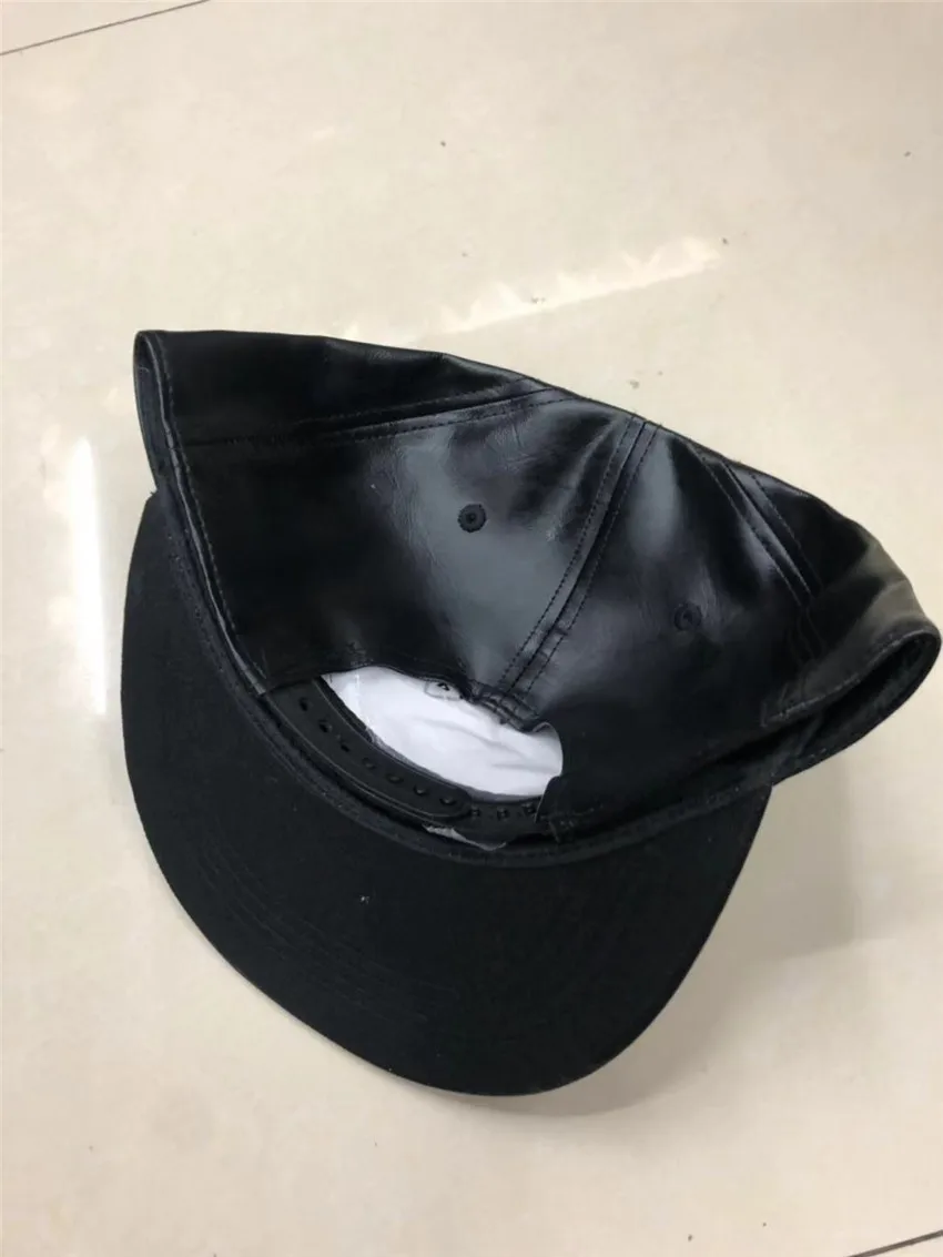 Кепка из ПУ кожи для мужчин и женщин Повседневная Бейсболка в стиле панк/хип хоп 6