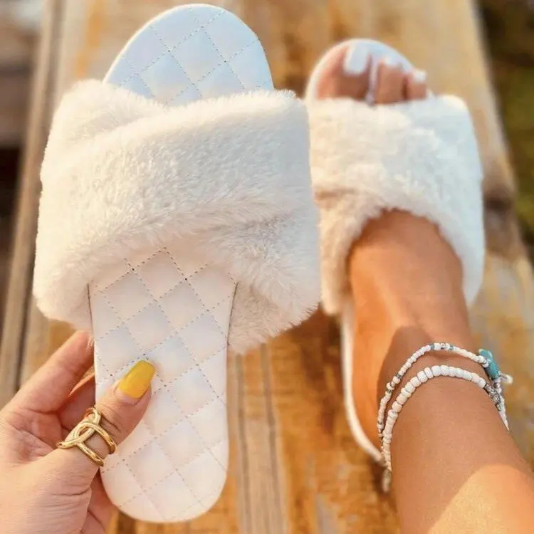 

2021 Womens Slippers Winter Shoes Big Size Home Slippers Plush Keep Warm Women Indoor Non-slip Slippers Fluffy Cotton Slippers