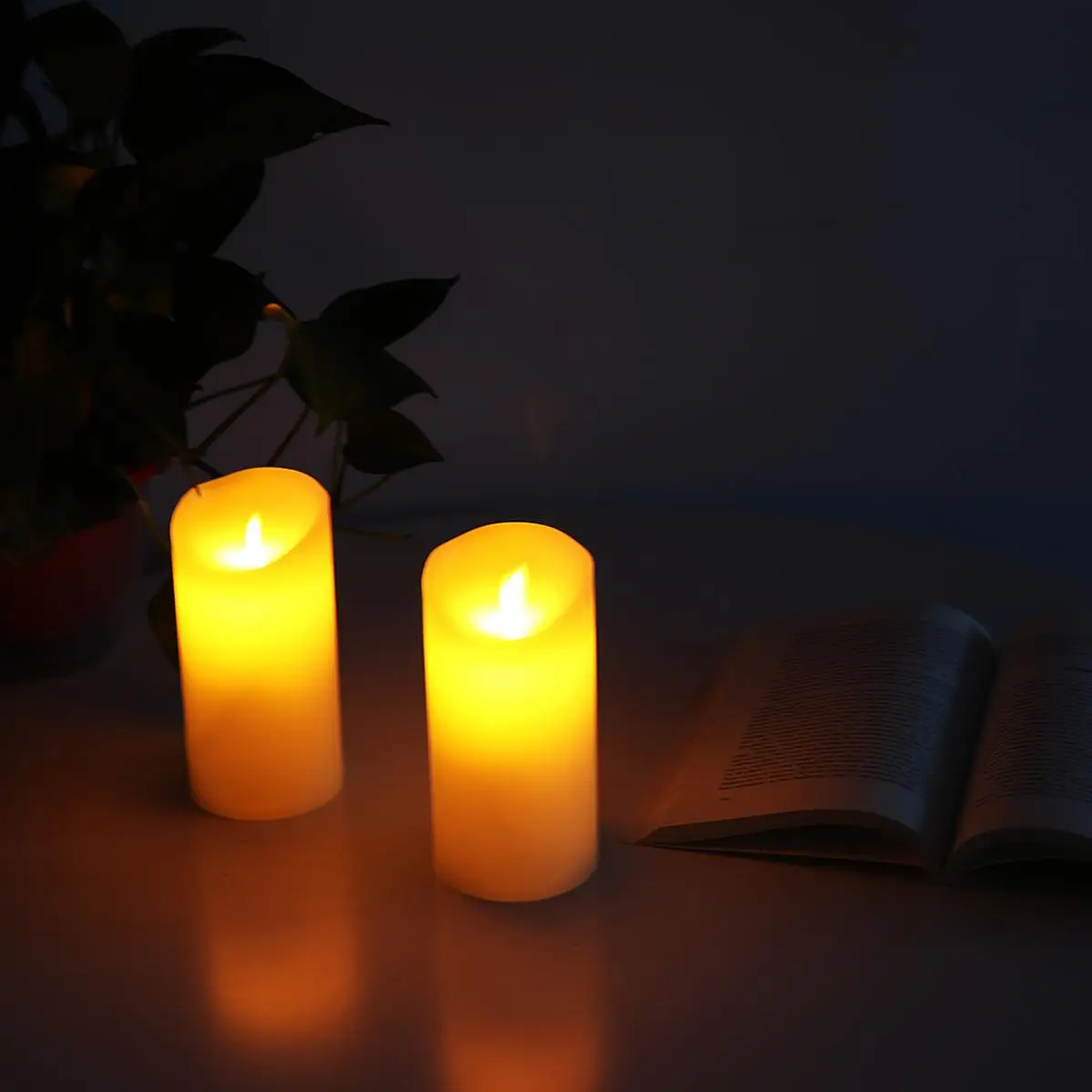 

Candle Light 2Pcs LED Flameless Candle Lights with Remote Control New Year Candles Battery Powered Led Tea Lights Easter Candle