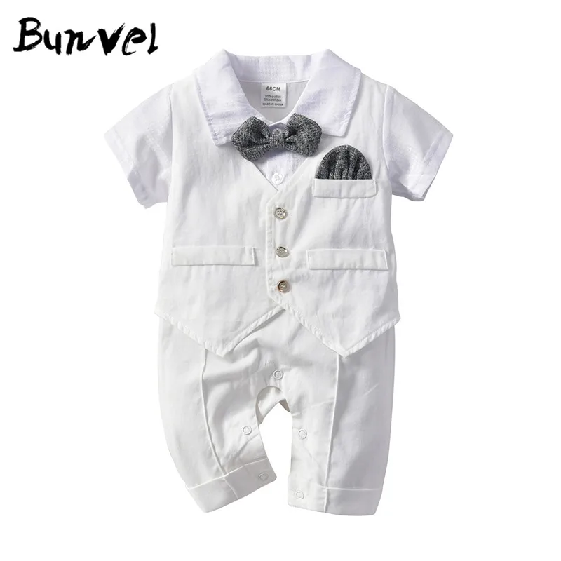 Комбинезоны для мальчиков в полоску с принтом на лето |