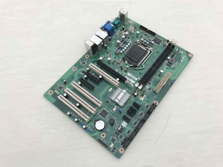 Материнскую плату IPC IMB-M40H H61 | Электроника