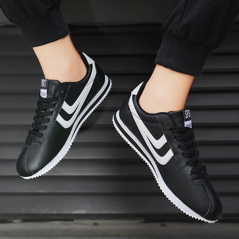 

2021 New Golf Sneakers Designer Golf Men and Women Sports Comfortable Training Shoes Men's Golf Shoes Fashion Men's Sports Shoes