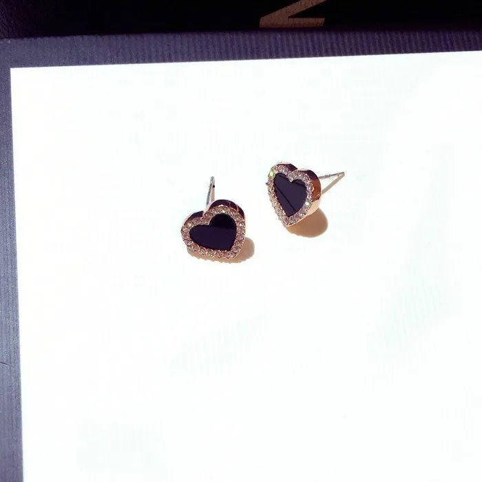 Женская мода розовое золото серьги гвоздики в форме Романтический сердца камень