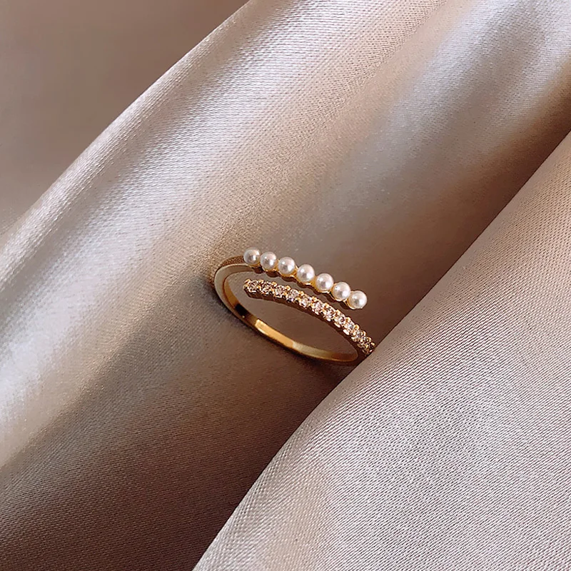 

Vintage Delicate Ring For Women Opening Metal female Simple Pearl Zircon Rings Fashion Wedding Finger Jewelry 2021 Bague Femme