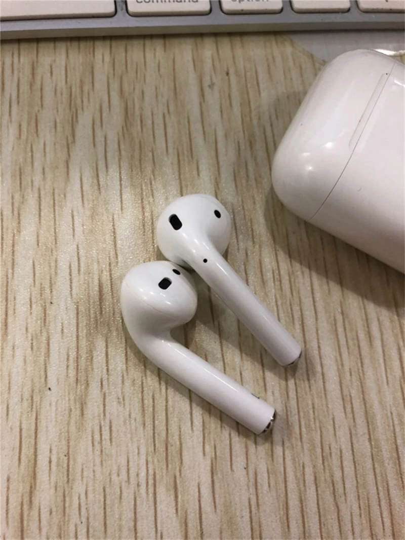 Используется оригинальные Apple AirPods 1st беспроводные наушники Оригинальные Bluetooth наушники для iPhone Xs Max XR 7 8 Plus iPad MacBook