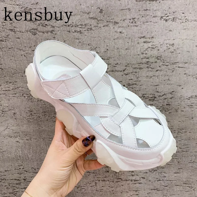 

Fashion Women Platform Daddy Shoes Summer Hollow Out Breathable Glowing Soles Sandals Retro Party Casual Concise Fisherman Sheos