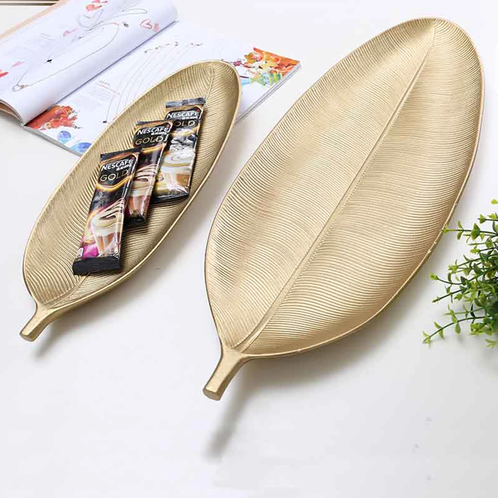 

Serving Plate Dessert Platter Food Dish Leaf Salad Tray Snacks Fruit Decorative Gold Candy Trinket Jewelry Storage Tableware