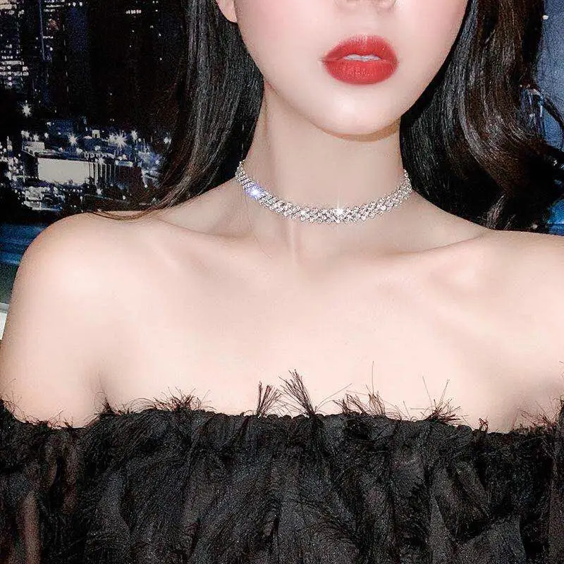 

2020 new fashion hot sale Rhinestone Necklace exquisite small crystal necklace sweet romantic jewelry Valentine's Day gift