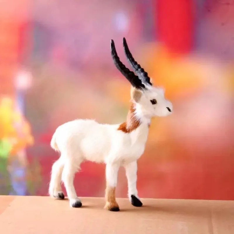 

New Simulation of Small Antelope Tibetan Antelope Leather Handmade Crafts Can Be Used As A Gift Color Random