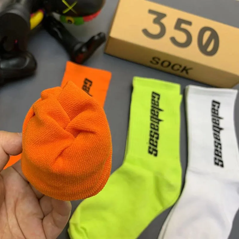 

1:1 Best Version Cotton Socks Men Women Kanye West HipHop Calabasas Printed Skateboard Socks Stockings White/Fruit Green/Orange