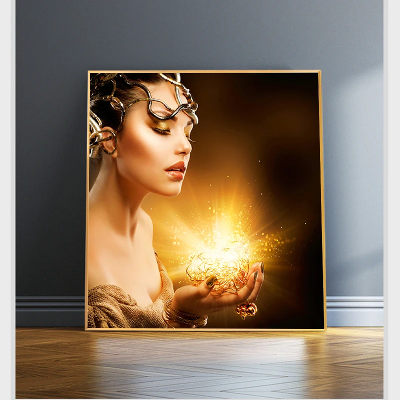 Современная Золотая женщина настенная печать холст картина в скандинавском