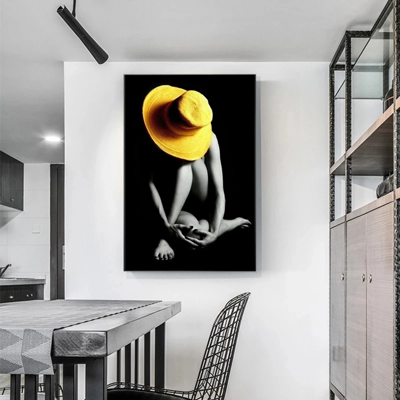 

Modern Black and White Sexy Nude Woman Canvas Painting Wall Art Girl Wear Yellow Hat Posters Portrait Picture Home Decoration
