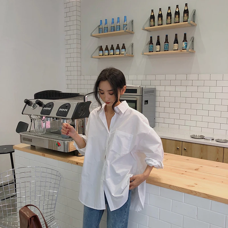 

2020 Spring Autumn Women Shirts White Plain Loose Oversized Blouses Female Tops Loose BF Korean Style Blusas Pockets blouse