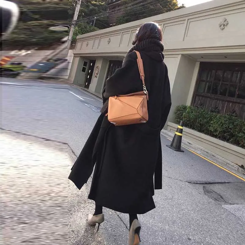 

Autumn and Winter Wool Woolen Coat 2019 Hot Sale Casual New V-Neck Winter Coat Women Belt Beige Temperament Coat