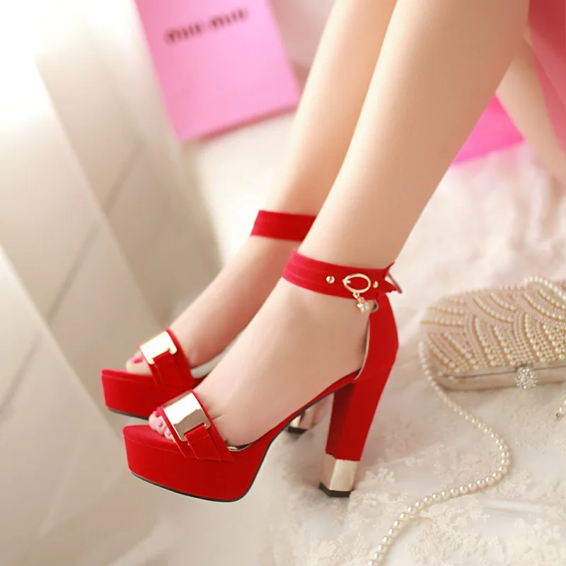 

Summer new women's shoes thick heel button high heel open toe sandals