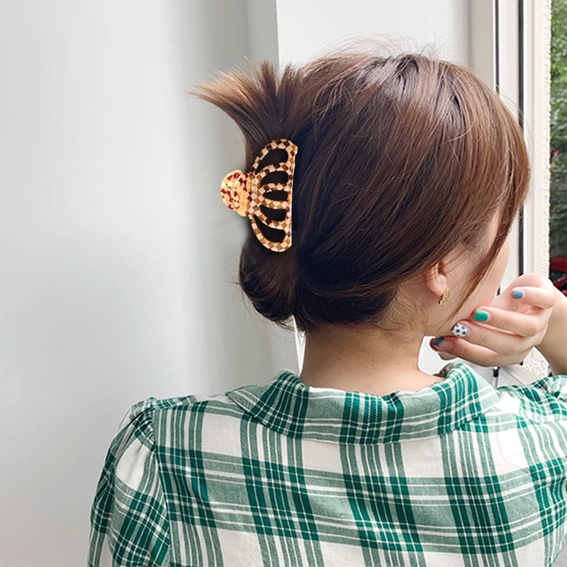 

Retro Hollow Grab Clip Hollow Color Matching Check Hair Clip Geometric Hair Grab Acetate Hair Grab Korean Hair Accessories