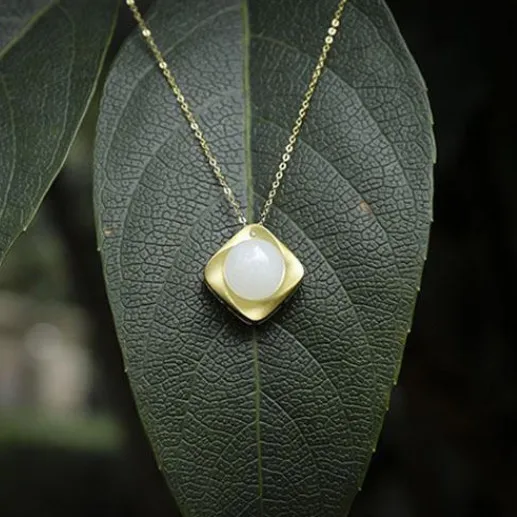 

Hetian Jade Gold Ingot Pendant for Women Small Necklace Sterling Silver Clavicle Chain All-Match Free Girlfriends Birthday Gift