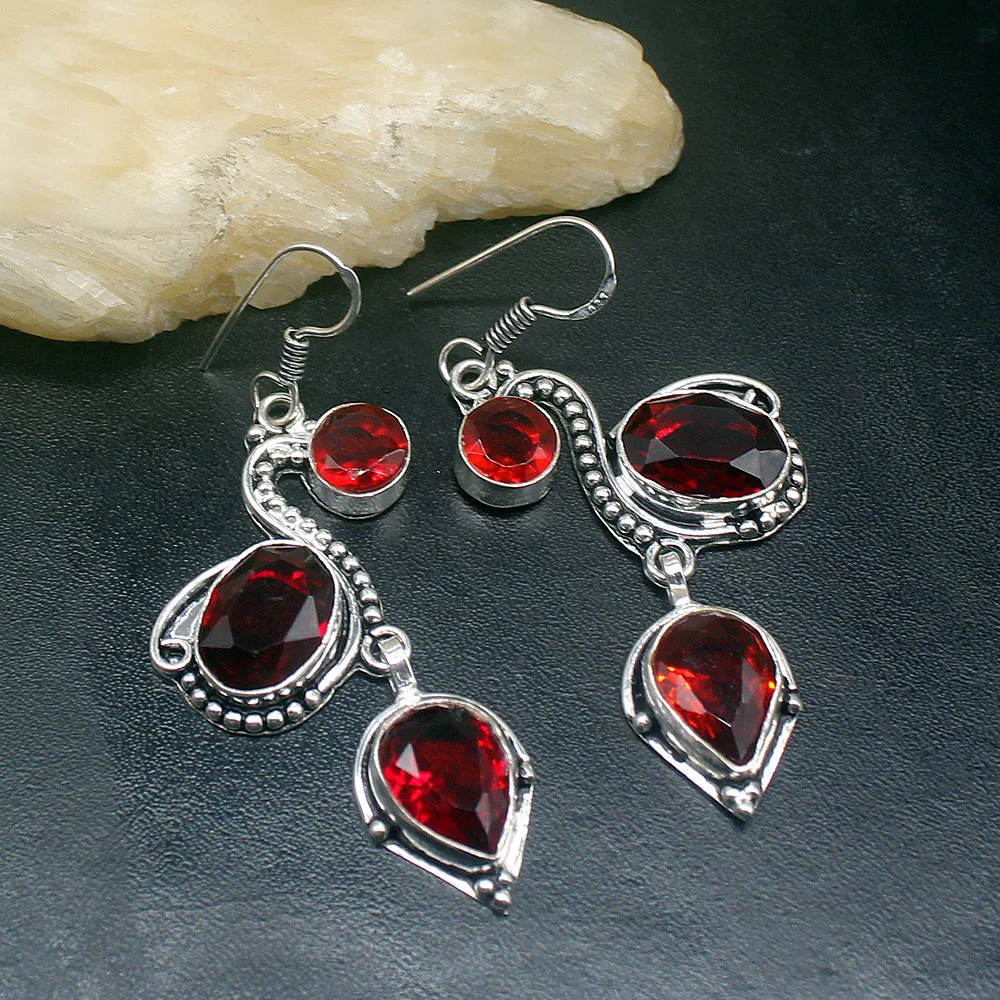 

Gemstonefactory Big Promotion Unique 925 Silver Vintage Red Garnet Charm Women Ladies Gifts Dangle Drop Earrings 20212324