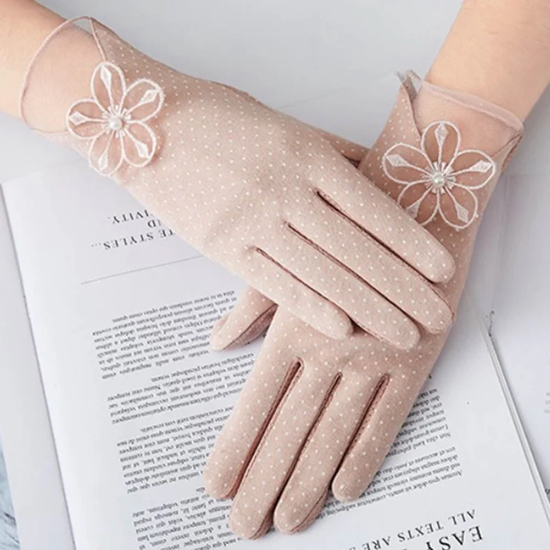 

Summer Women UV Sunscreen Short Sun Female Gloves Fashion Ice Silk Lace Driving Of Thin Touch Screen Sexy Lady Gloves