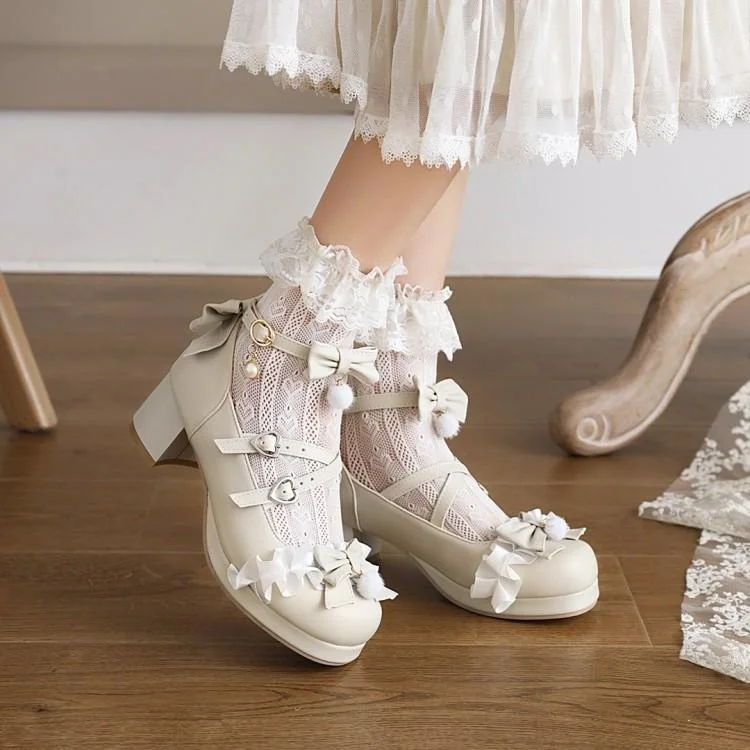 

Туфли на высоком каблуке в стиле «лолита»