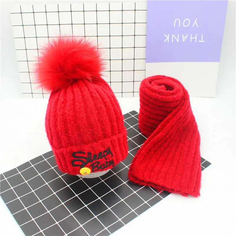 Комплект из шапки и шарфа с вышивкой в виде букв для мальчиков девочек зимняя