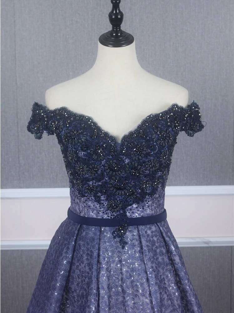 Женское вечернее платье большого размера бальное Черное меняющее цвет вырез