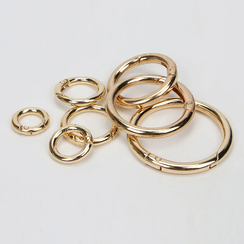 Золотистый открывающийся круглый металлический альбом фотоальбом