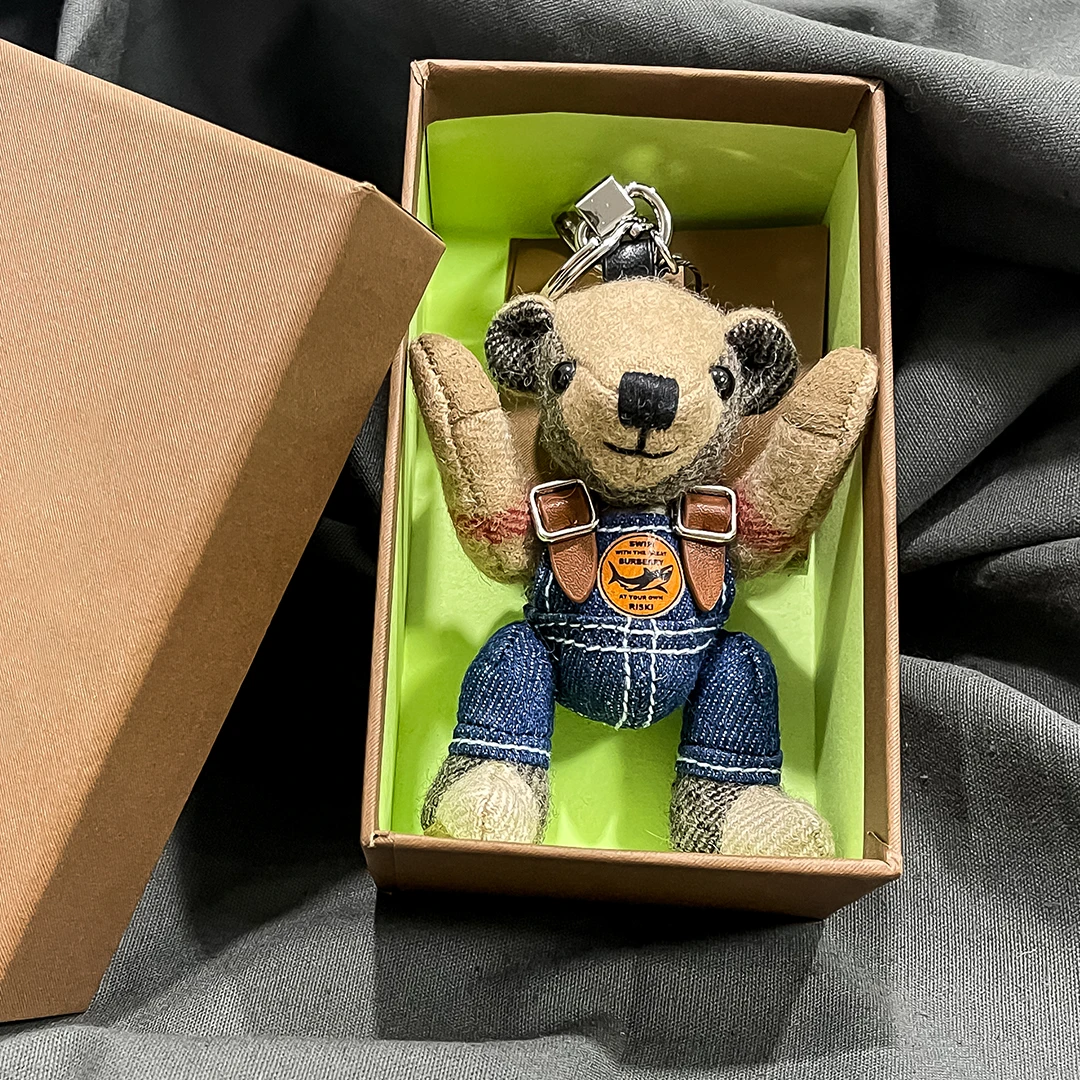 

New Luxury Brand Cartoon bear Bag Charm Chain Toy Doll Cashmere kawaii Car keychain Birthday Gift Keyring Women Accessories