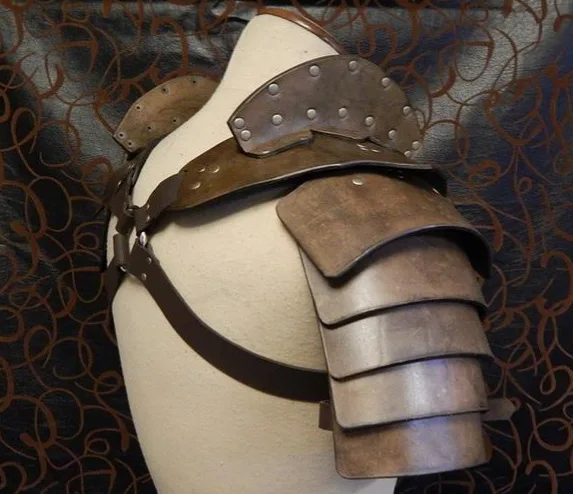 Средневековый Viking Warrior Гладиатор самурайский бой рыцарь полдроны на плече броня