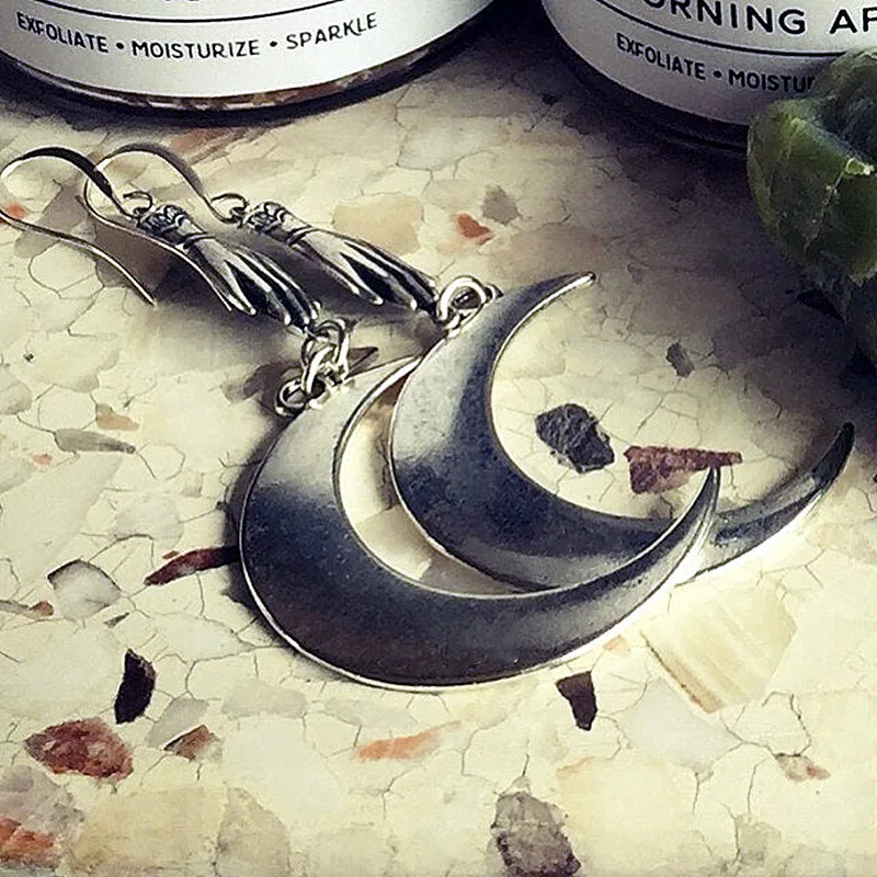 Посеребренные серьги с полумесяцем Готическая богиня | Украшения и аксессуары