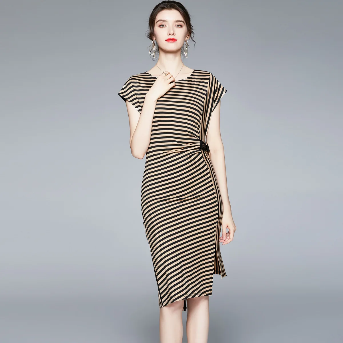 

French elegant round neck pleated skirt waist personalized split dress women's 2021 summer new women clothing