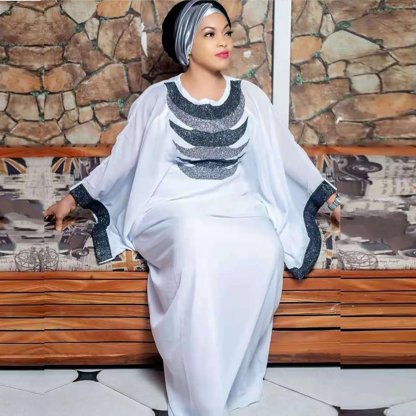 

Boubou African Dress Women Flare Sleeve Stick Diamonds Loose Robes 2021 New Elegant Chic Streetwear African Maxi Dress Vestidos