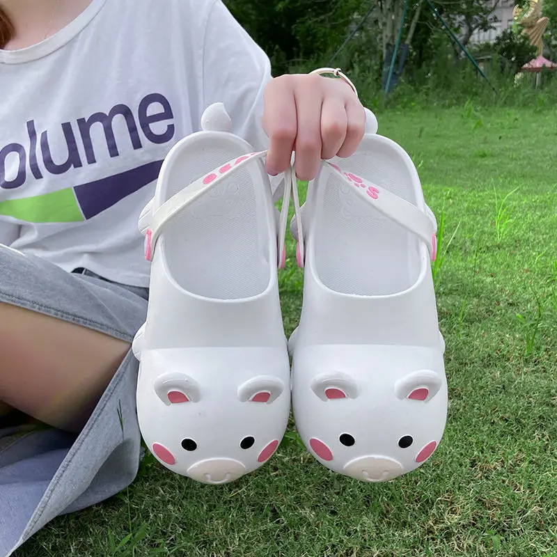 

2021 New Thick-soled Bear Hole Shoes Wear Non-slip Semi-Baotou Summer Beach Ins Tide Women's Slippers