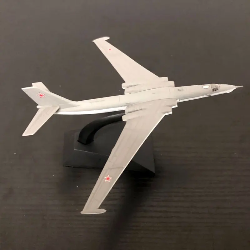 1/400 масштаб Россия M-4 Bison Strategic Bomber литая под давлением металлический армейский самолет модель игрушка для коллекции, подарок, дети, украшение