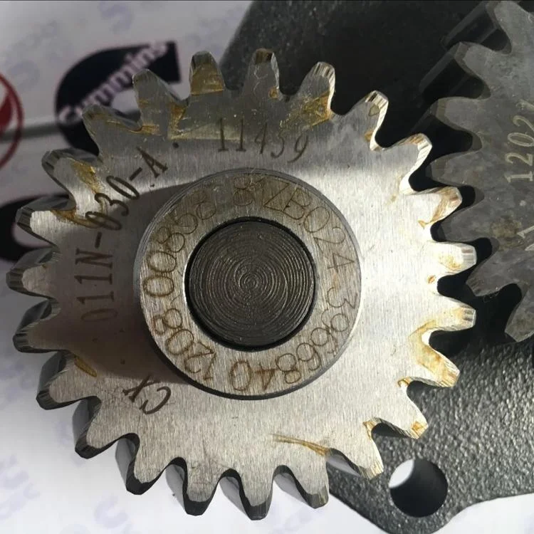 

Dongfeng truck diesel engine 6CT oil pump 3966840
